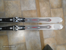 Lyže Atomic 164cm viazanie Atomic + palice